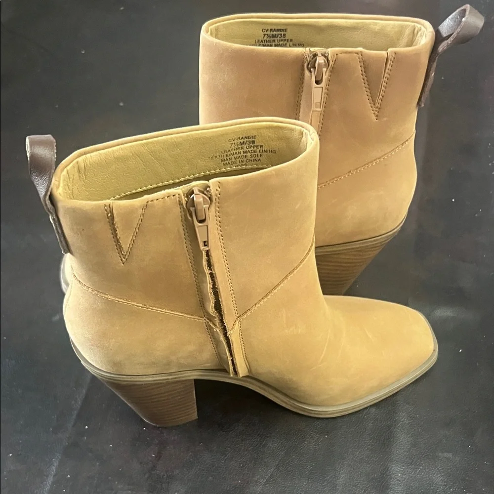 Crown Vintage‎ Tan Platform Ankle Boots